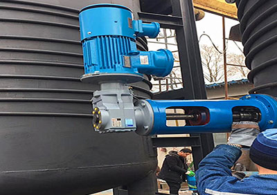 側入式攪拌裝置